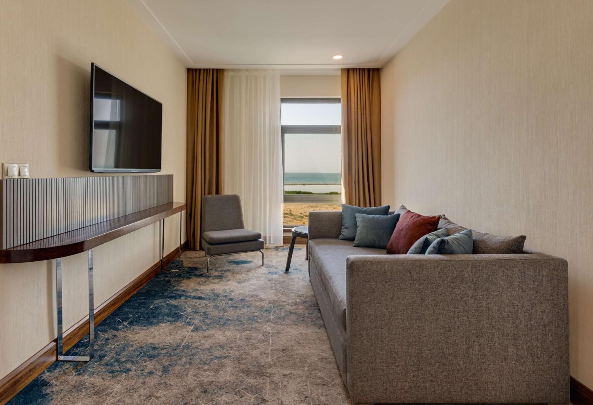 Doubletree By Hilton Van Exterior photo